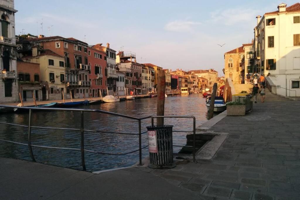 La Casetta Rosa - Vista Sul Canale Venedig Exterior foto
